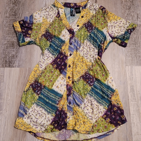 Weavers Tops - Weavers patchwork floral blouse